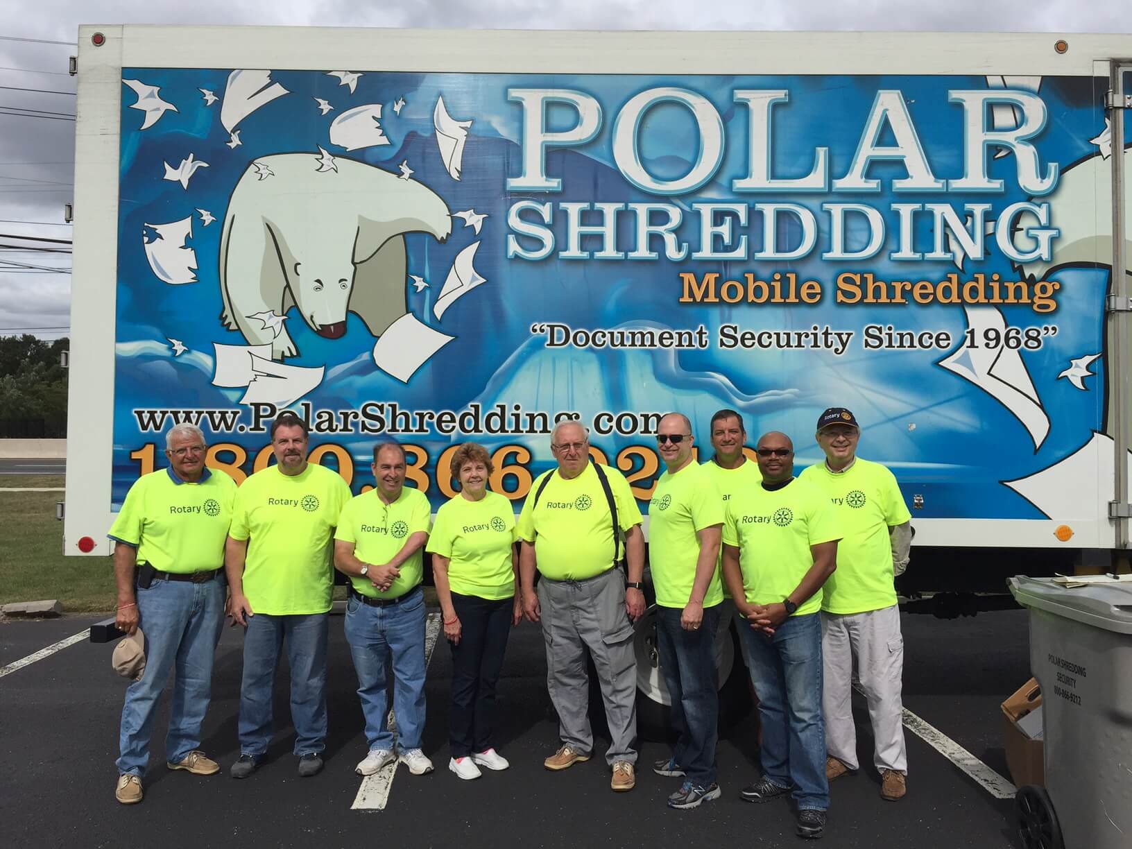 Rotary club using Polar Shredding at a community shred event